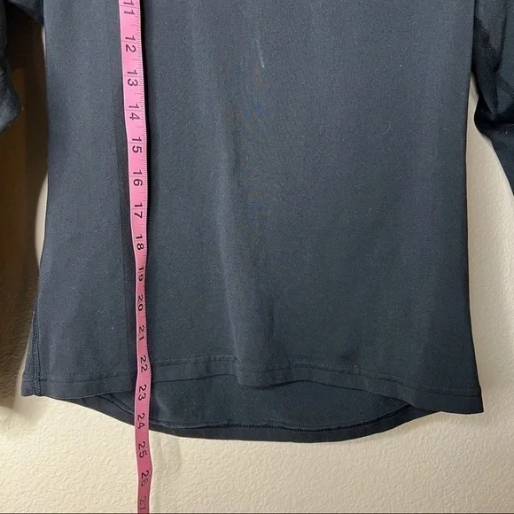 Early Winters performance outfitters - Picture 5 of 6